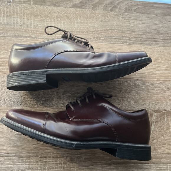 Rockport Hydro-Shield Waterproof Men's Size 10 M Brown Leather Oxfords Excellent - Picture 1 of 11